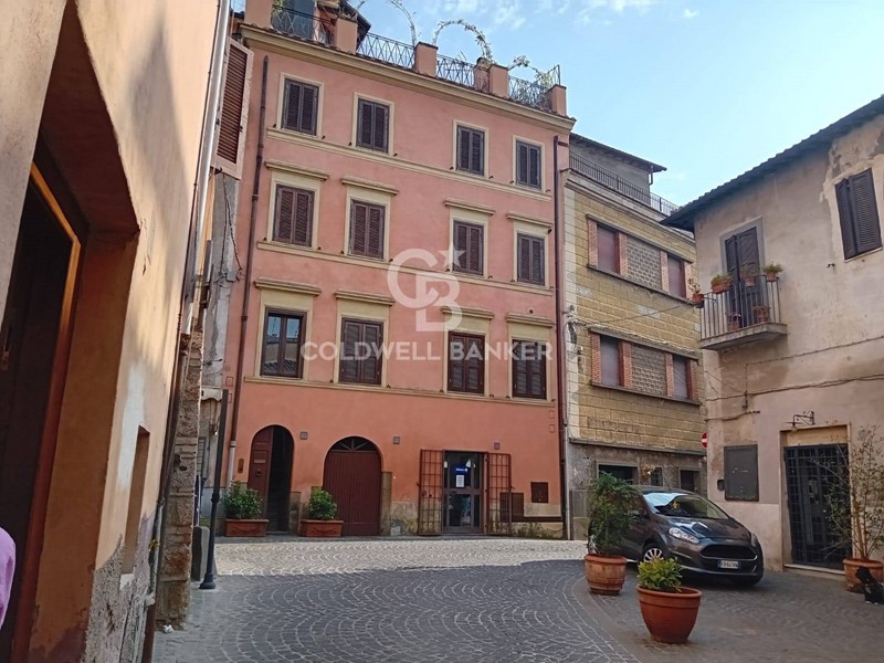 Appartamento in Vendita a Sutri, 250'000€, 150 m²