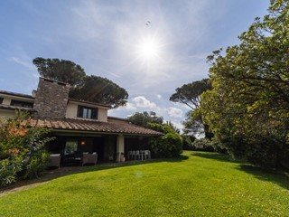 Villa in Vendita a Monte Argentario, 3'900'000€, 370 m²
