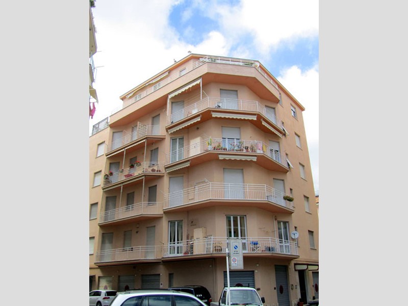 Trilocale in Affitto a Arenzano, 85 m²