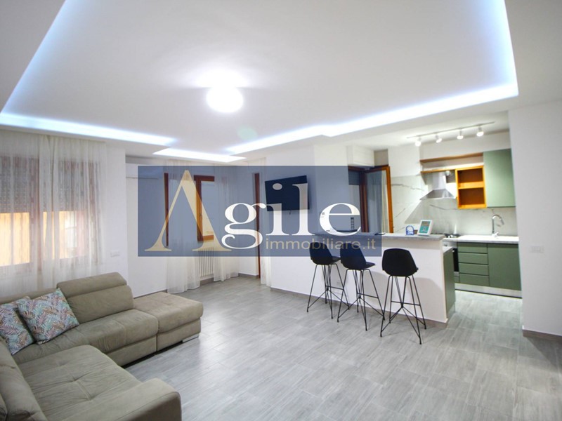 Appartamento in Vendita a Tortoreto, 195'000€, 100 m²