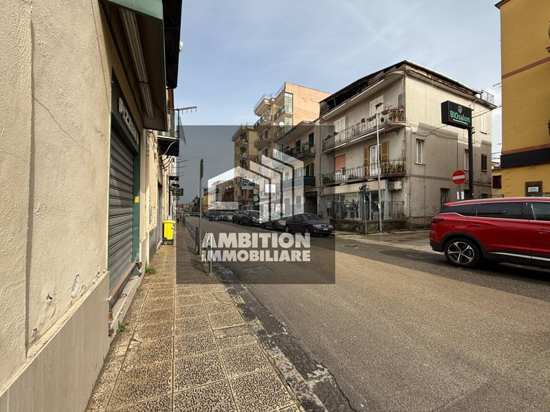 Immobile commerciale in Affitto a Mugnano di Napoli, 650€, 65 m²