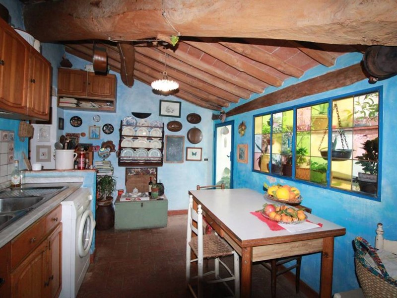 Appartamento in Vendita a Casciana Terme Lari, zona Casciana Terme, 160'000€, 125 m²