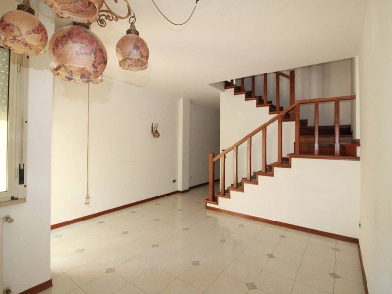 Appartamento in Vendita a Pontedera, 155'000€, 126 m²