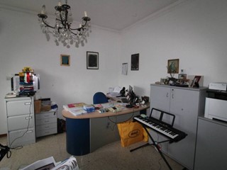 Villa in Vendita a Vicopisano, 250'000€, 260 m², con Box