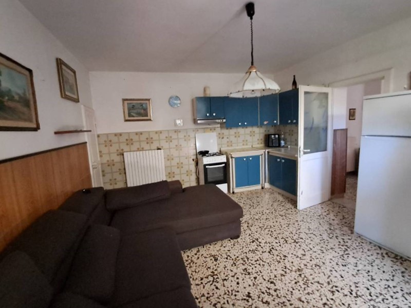 Casa Indipendente in Vendita a Crespina Lorenzana, 115'000€, 122 m², arredato, con Box