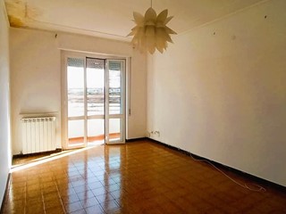 Quadrilocale in Vendita a Carrara, zona Marina di Carrara, 215'000€, 85 m²