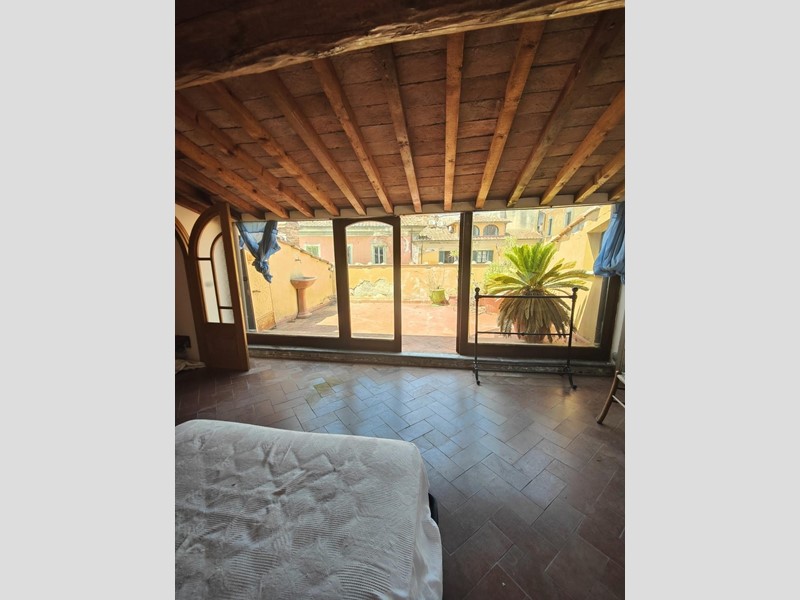 Casa Indipendente in Vendita a Pisa, 690'000€, 300 m²