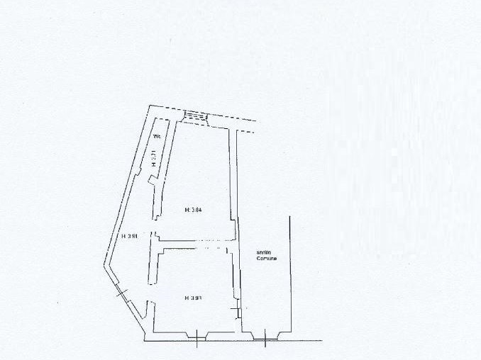 Immobile commerciale in Vendita a Carrara, 55'000€, 87 m²