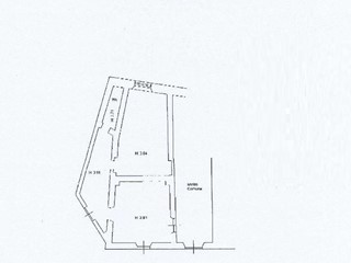 Immobile commerciale in Vendita a Carrara, 55'000€, 87 m²