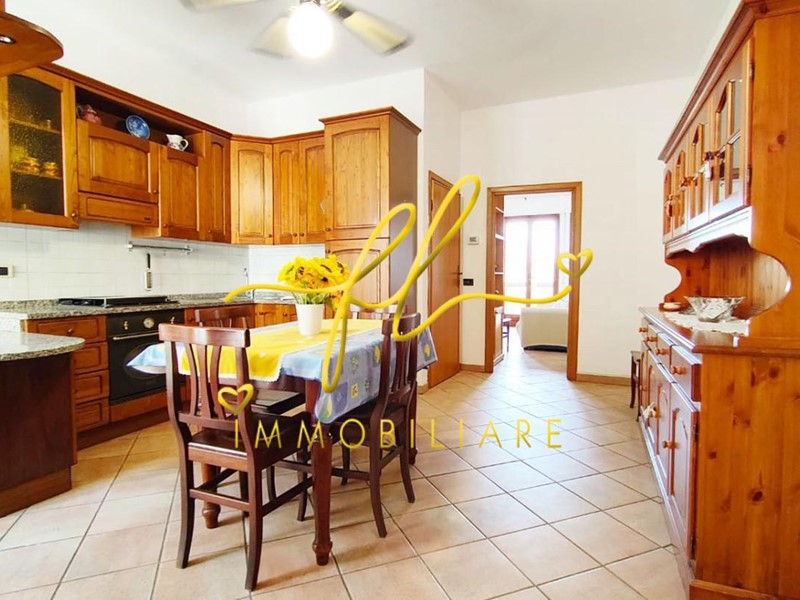 Trilocale in Vendita a Rosignano Marittimo, zona Rosignano Solvay, 165'000€, 81 m²