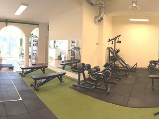 Immobile commerciale in Affitto a Vicopisano, zona San Giovanni Alla Vena, 590€, 105 m²