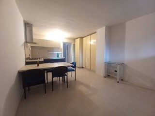 Ufficio in Vendita a Pisa, 75'000€, 45 m²