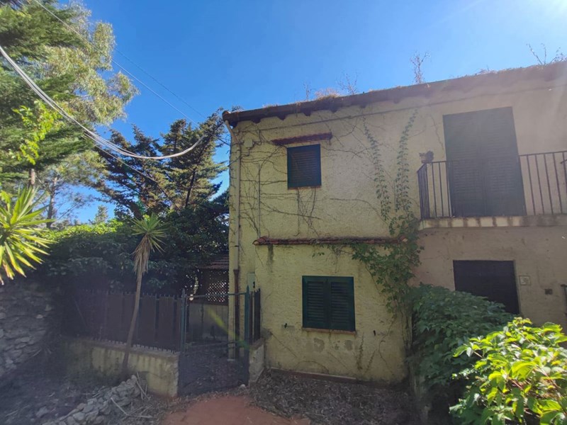 Quadrilocale in Vendita a Monreale, 49'000€, 82 m²