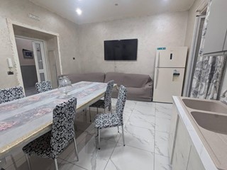 Quadrilocale in Vendita a Torre Annunziata, 135'000€, 160 m²