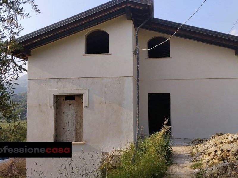 Casa Indipendente in Vendita a Veroli, 145'000€, 160 m²
