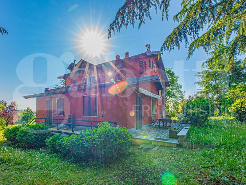 Appartamento in Vendita a Cumiana, 229'000€, 218 m²