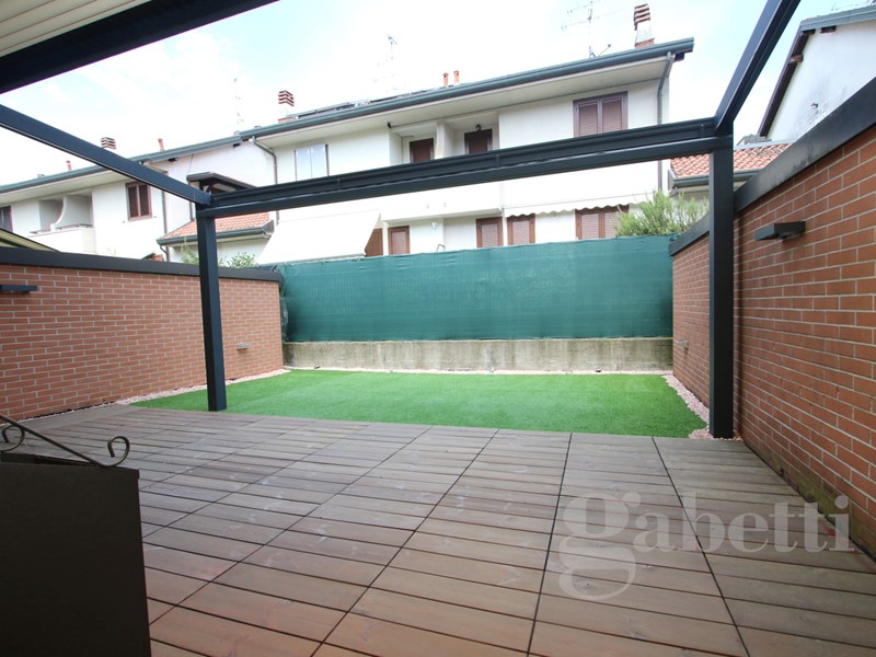 Villetta a schiera in Vendita a Busto Arsizio, 310'000€, 210 m²