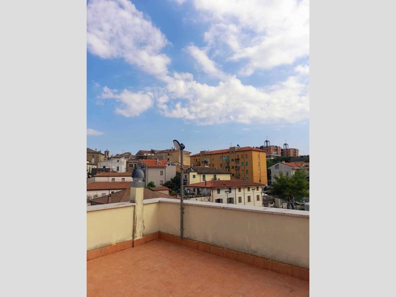 Casa Indipendente in Vendita a Lanciano, 125'000€, 171 m²