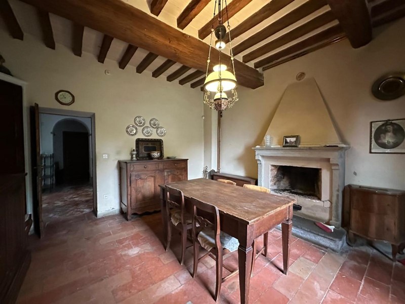 Casa Indipendente in Vendita a Polesine Zibello, 430'000&euro;, 600 m², con Box