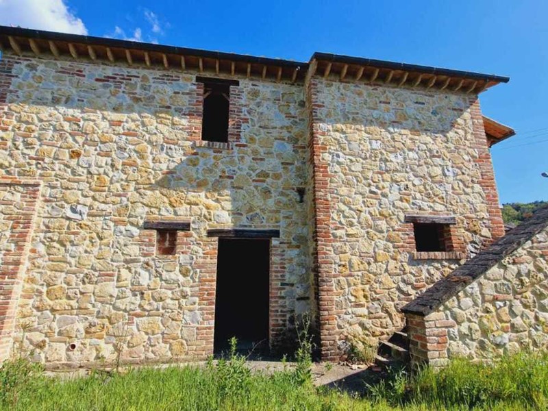 Casa Indipendente in Vendita a Montecchio, 198'000€, 180 m²