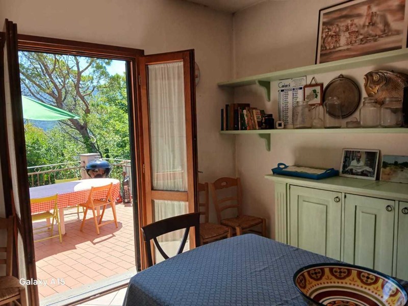 Casa Indipendente in Vendita a Fosdinovo, 290'000&euro;, 100 m², arredato