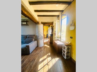 Casa Semi Indipendente in Vendita a Follo, 113'000€, 115 m²