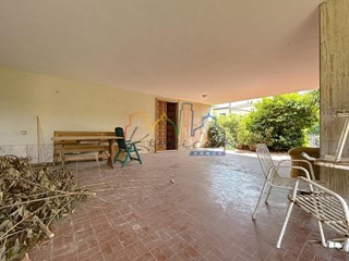 Villa in Vendita a Cascina, zona Casciavola, 475'000€, 190 m², con Box