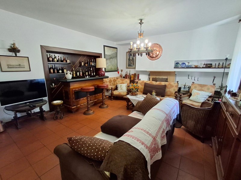 Appartamento in Vendita a Empoli, 275'000€, 180 m²