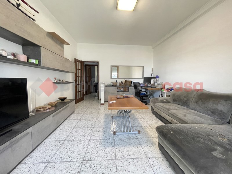 Bilocale in Vendita a Corsico, 157'000€, 75 m²