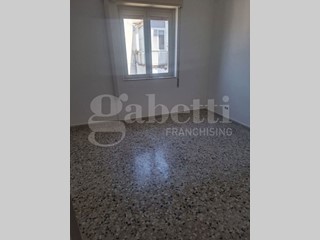Trilocale in Vendita a Siracusa, 78'000&euro;, 100 m²