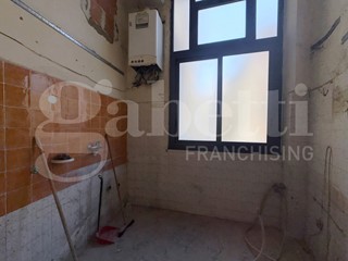Quadrilocale in Vendita a Angri, 120'000€, 120 m²