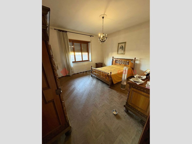 Appartamento in Vendita a Pistoia, 188'000€, 160 m²