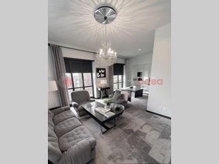 Appartamento in Vendita a Pistoia, 188'000€, 160 m²