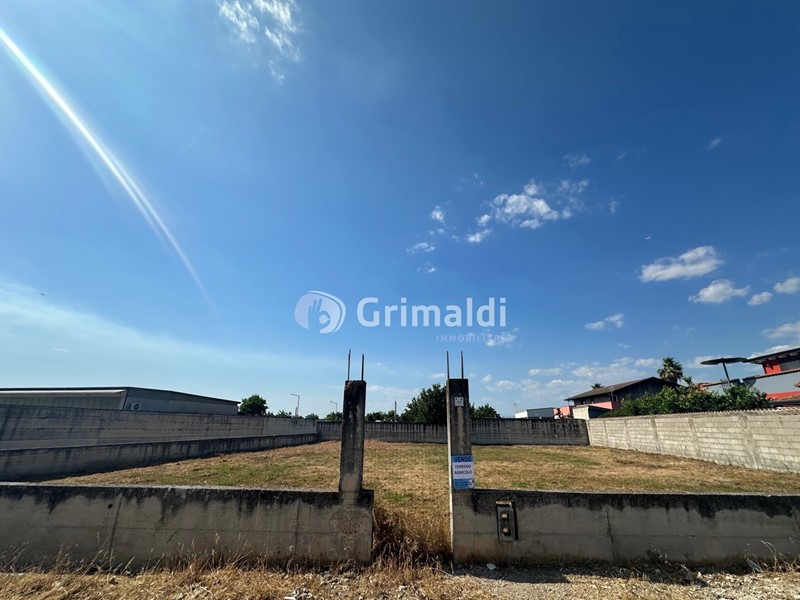 Terreno agricolo in Vendita a Acerra, 70'000€, 1200 m²