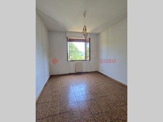 Appartamento in Vendita a Civitella in Val di Chiana, 135'000€, 109 m²
