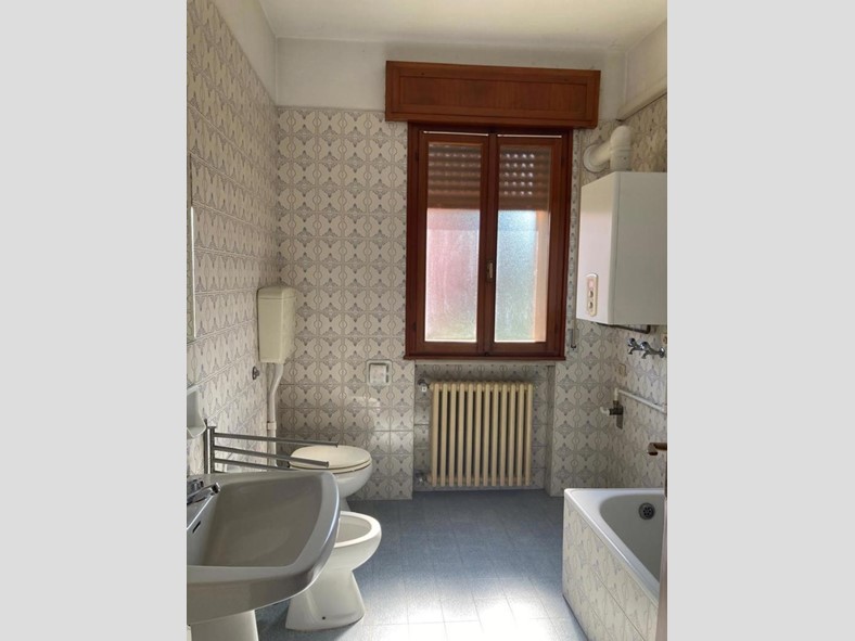 Appartamento in Vendita a Adria, 99'000€, 140 m²