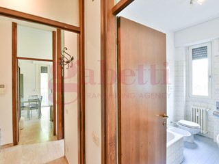 Bilocale in Vendita a Mariano Comense, 135'000€, 65 m²