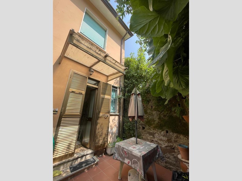 Casa Semi Indipendente in Vendita a Ameglia, zona Bocca di Magra, 230'000&euro;, 67 m²