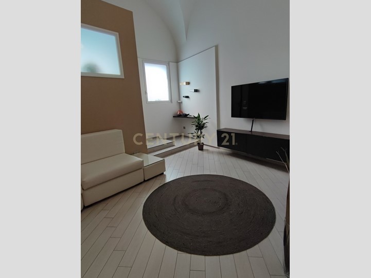 Trilocale in Vendita a Catania, 220'000&euro;, 140 m², arredato