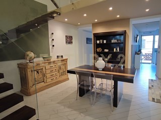 Trilocale in Vendita a Catania, 220'000&euro;, 140 m², arredato