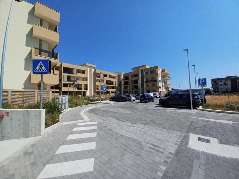 Immobile commerciale in Vendita a Monopoli, zona PERIFERIA, 41'000€, 34 m²