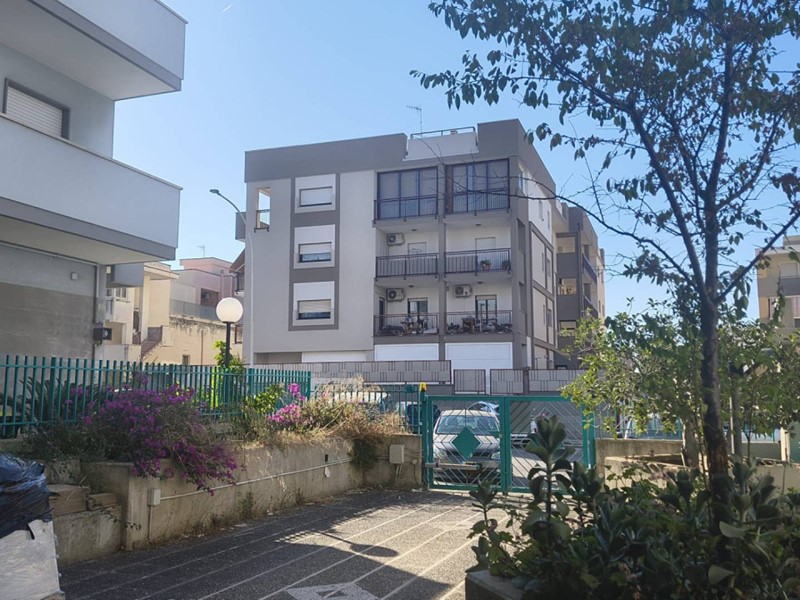 Appartamento in Vendita a Monopoli, zona PERIFERIA, 298'000€, 127 m²