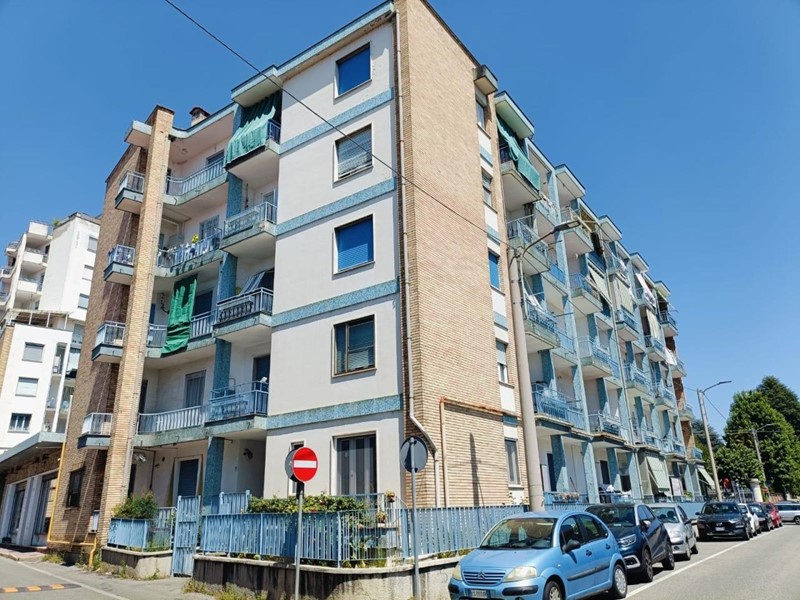 Appartamento in Vendita a Ciriè, 59'000€, 90 m²