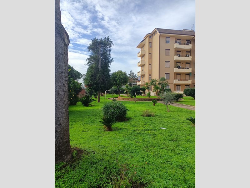 Appartamento in Vendita a Pignataro Maggiore, 99'000€, 110 m²