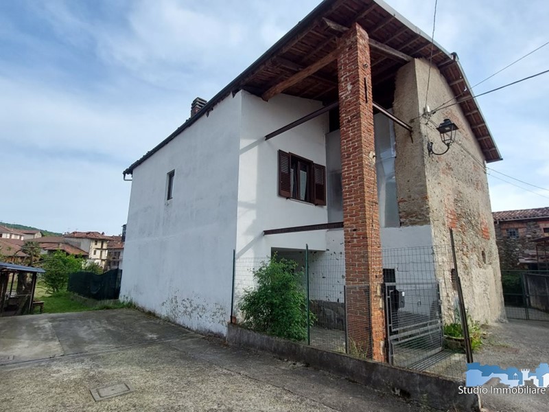 Casa Semi Indipendente in Vendita a Vistrorio, 55'000€, 128 m²