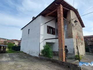 Casa Semi Indipendente in Vendita a Vistrorio, 55'000€, 128 m²