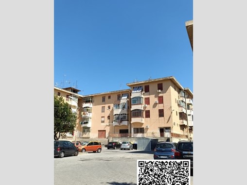 Quadrilocale in Vendita a Messina, 45'000€, 135 m²