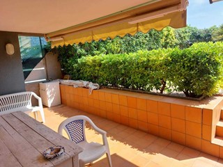 Trilocale in Vendita a Carrara, zona Marina di Carrara, 179'000€, 45 m²