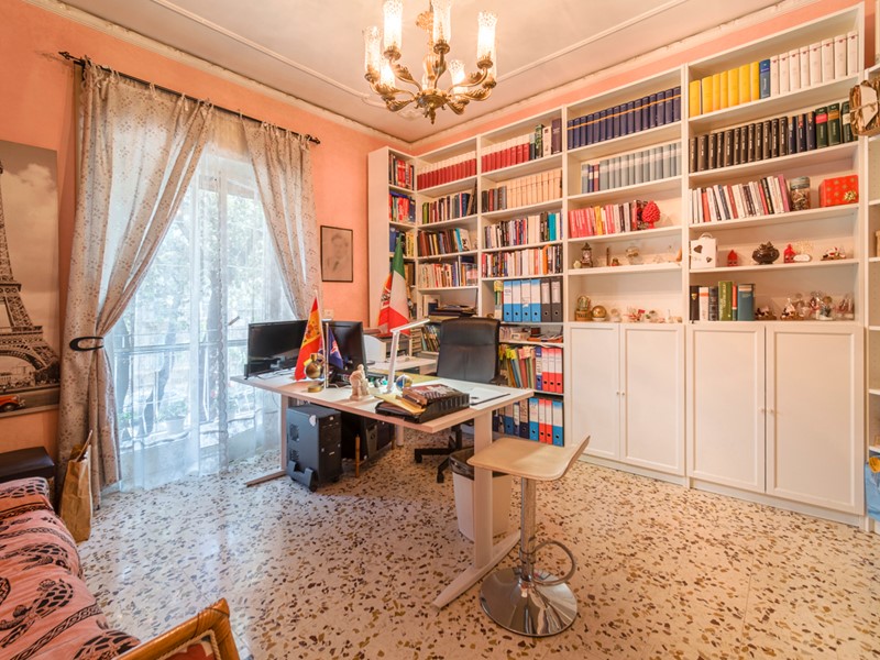 Trilocale in Vendita a Messina, 92'000€, 80 m²