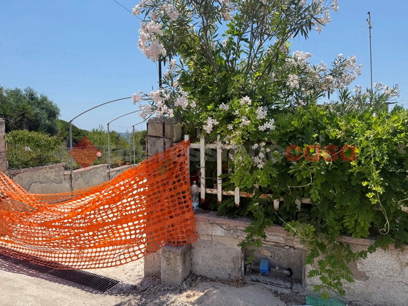 Villa in Vendita a Leporano, 135'000€, 80 m²